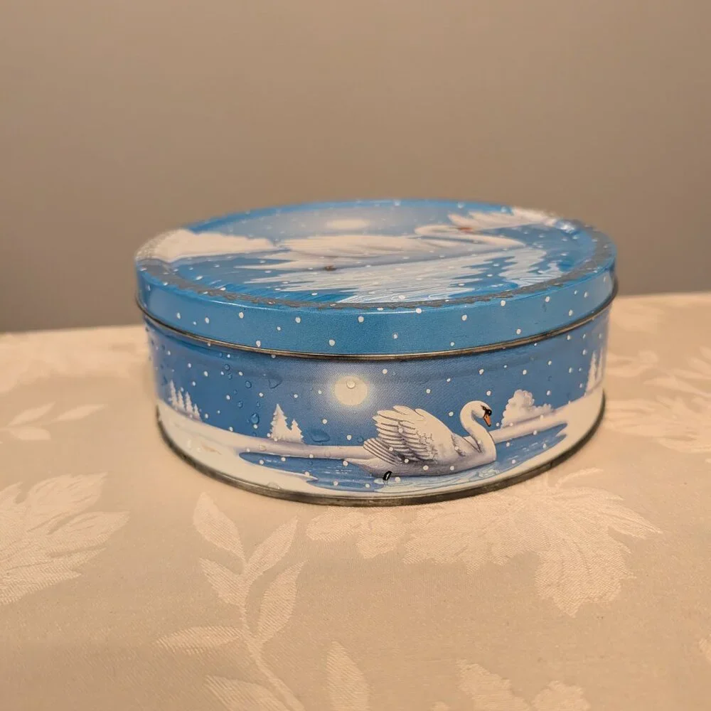 Rare VTG Goose Metal Collectible Tin Snowy Scene Cottagecore Country Decor 7.5